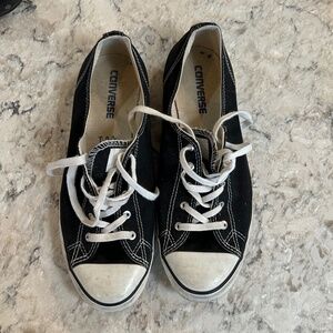 Black canvas Converse sneakers Women's Sz9